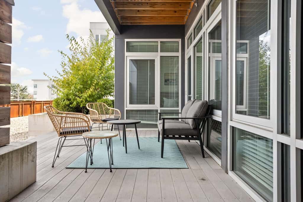 CozySuites Modern 2BR in Bottleworks Indy
