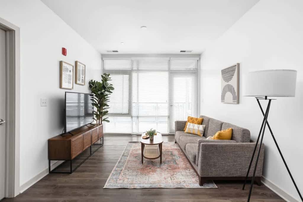 CozySuites Modern 2BR in Bottleworks Indy