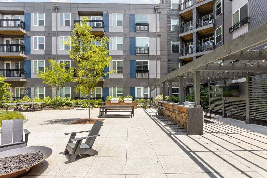 Modern Studio CozySuites Downtown