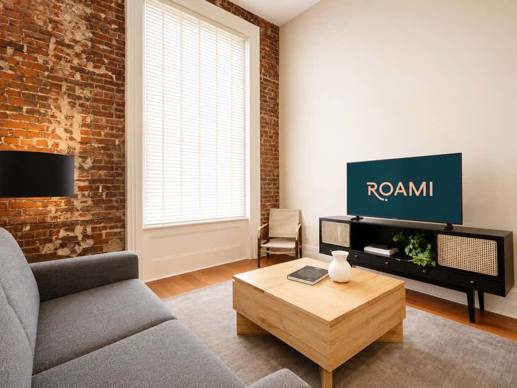 Roami at Factors Row | Near Superdome | 1BR