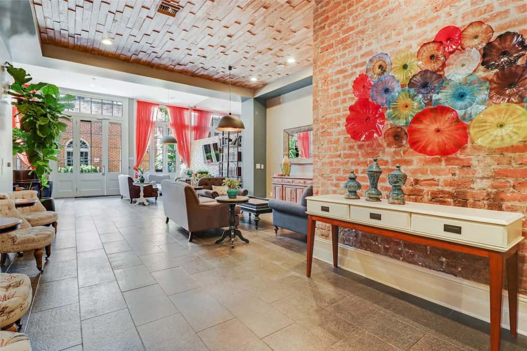 Roami at Factors Row | Courtyard | 5BR Combo