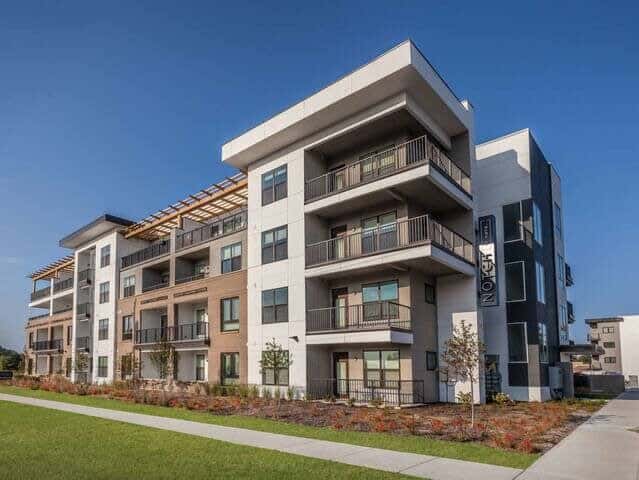 TWO CozySuites Nora 3BR/2BA near Fashion Mall
