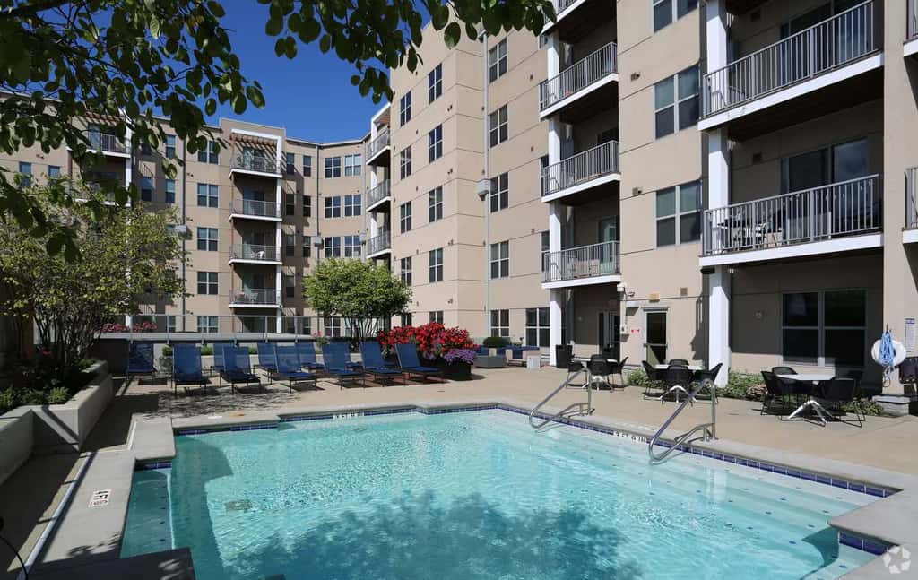 2BR/2BA CozySuites at the Banks