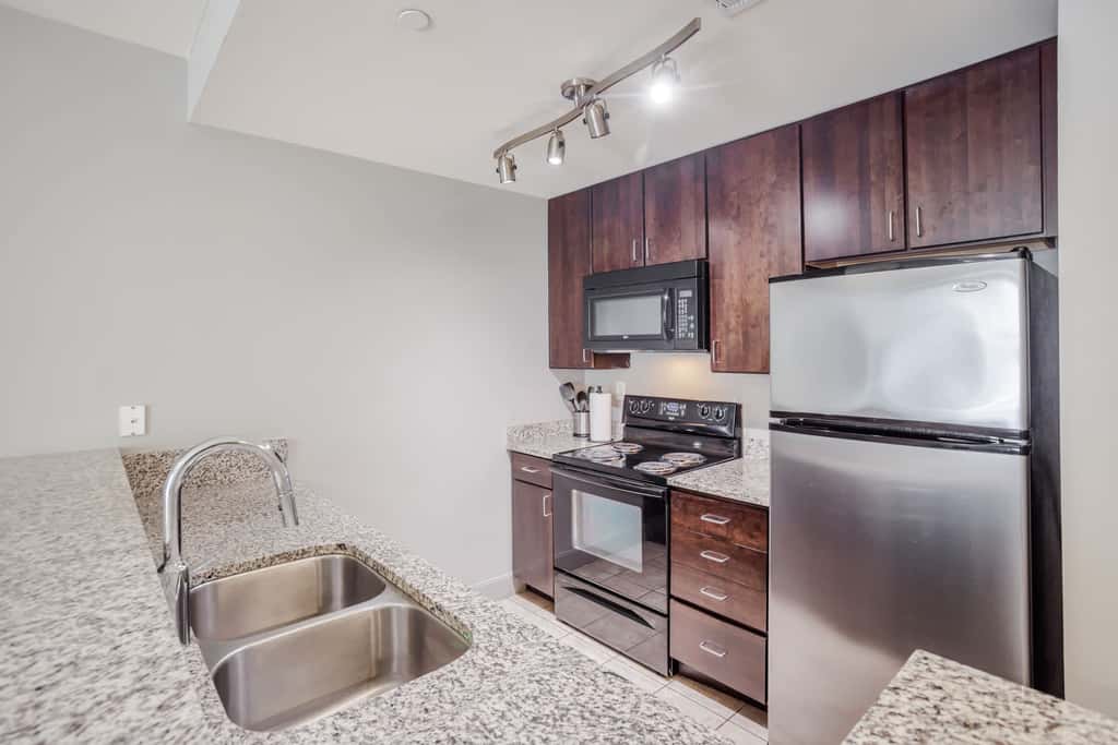 2BR/2BA CozySuites at the Banks