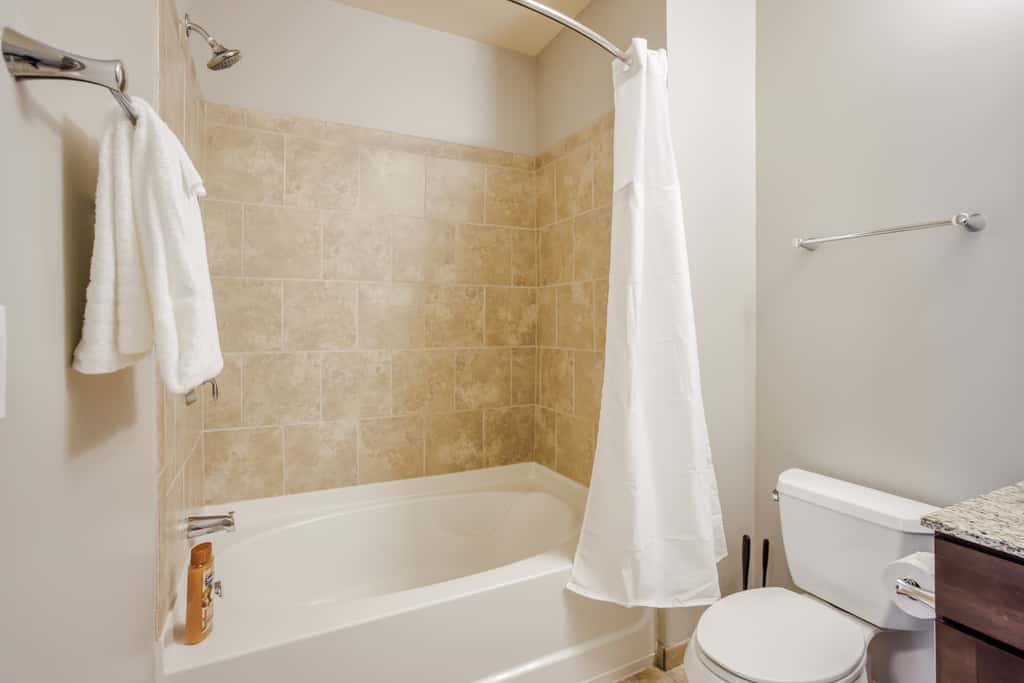 2BR/2BA CozySuites at the Banks