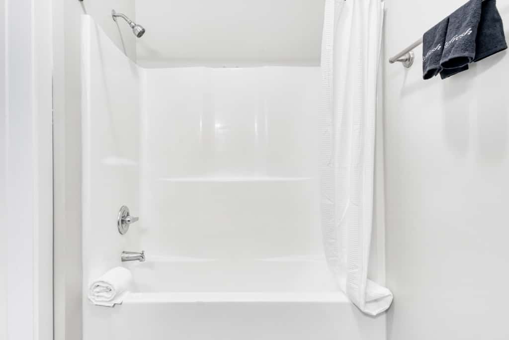 CozySuites Music Row Bold 1BR in Midtown Nashville