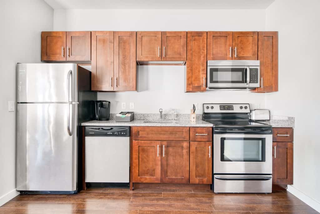 CozySuites Music Row Bold 1BR in Midtown Nashville