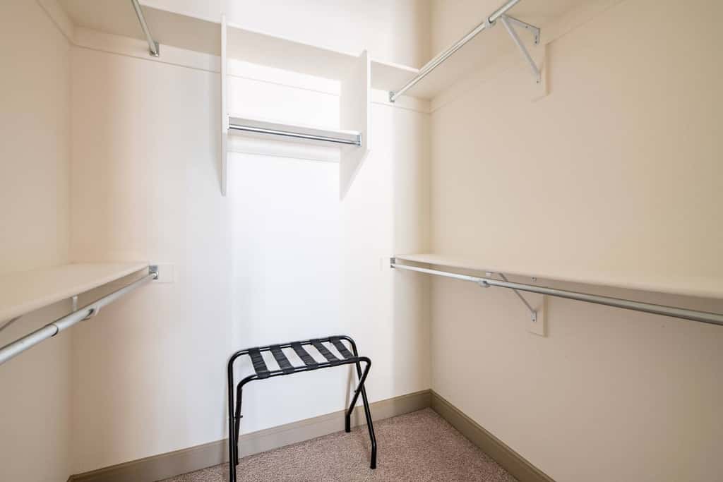 Stylish 2BR CozySuites | Town Lake Waterfront