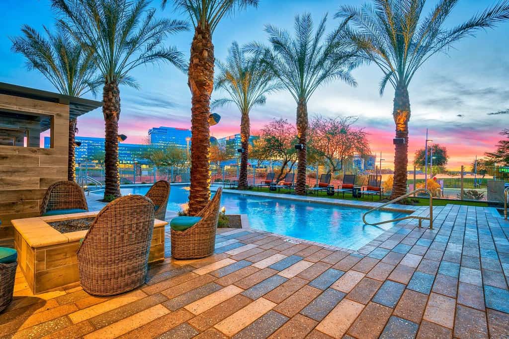 Stylish 2BR CozySuites | Town Lake Waterfront