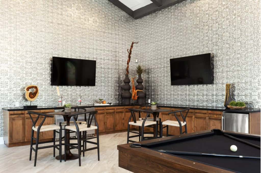 CozySuites Chandler 2BR with 2 pools and Jacuzzi