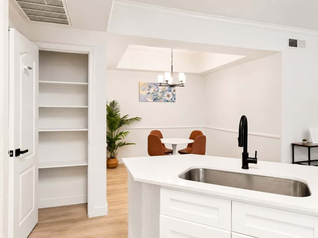 CozySuites Chandler 2BR with 2 pools and Jacuzzi