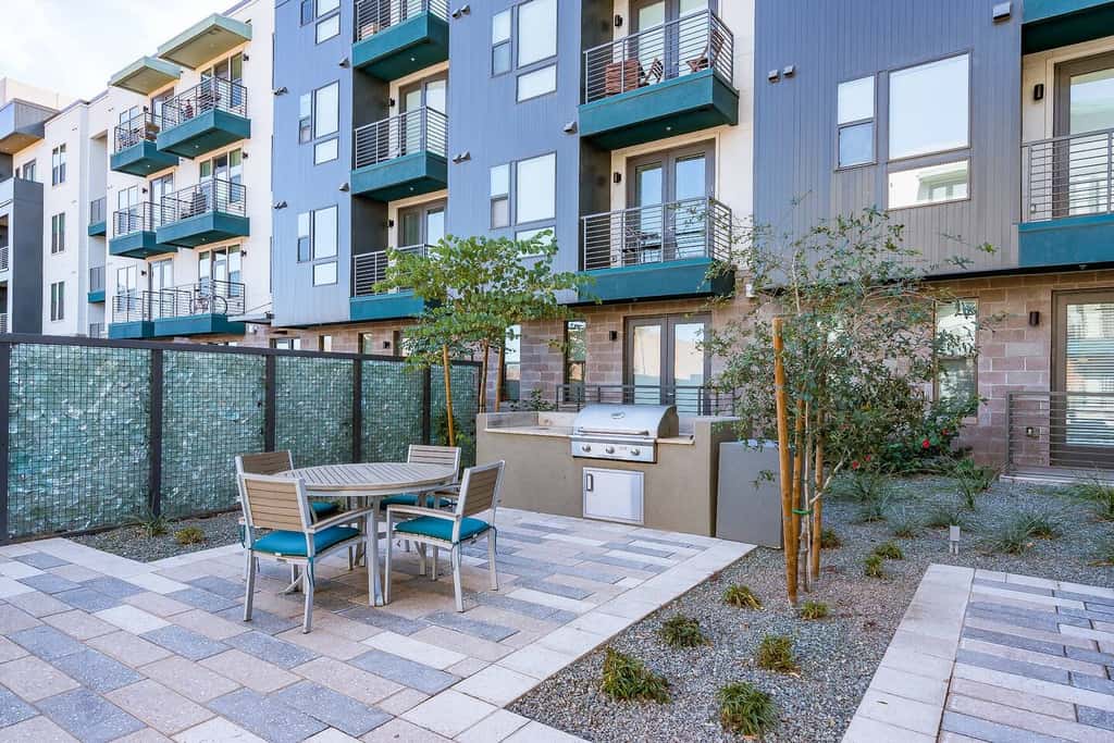 Modern Town Lake waterfront CozySuites in paradise