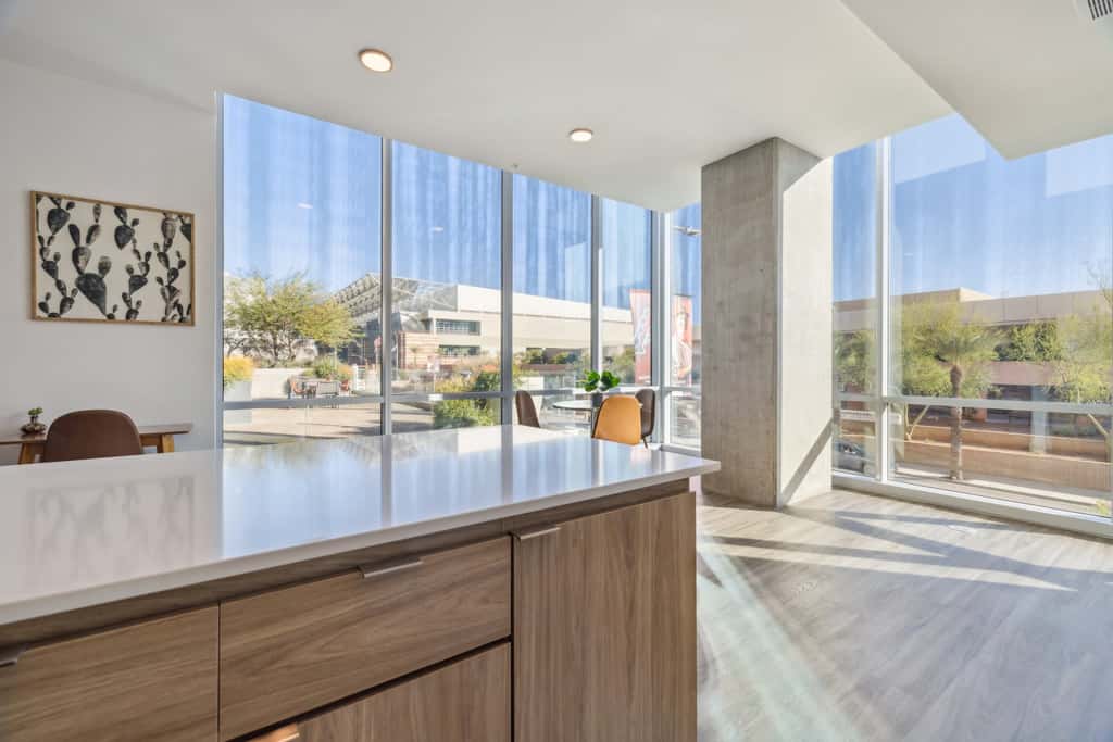 TWO CozySuites Adeline - 4BR