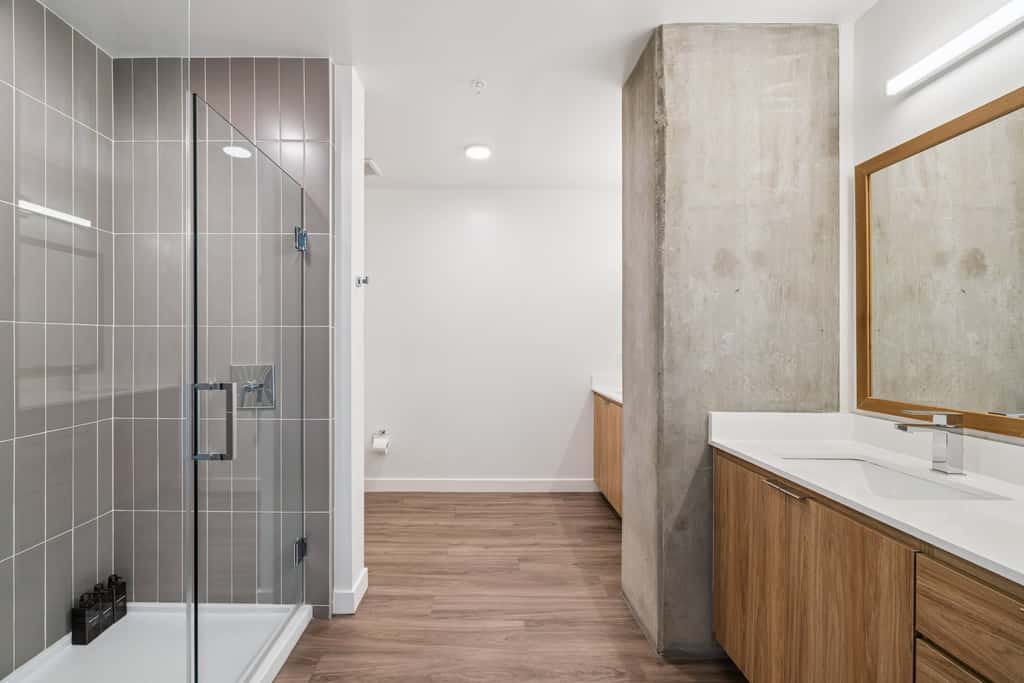 TWO CozySuites Adeline - 4BR
