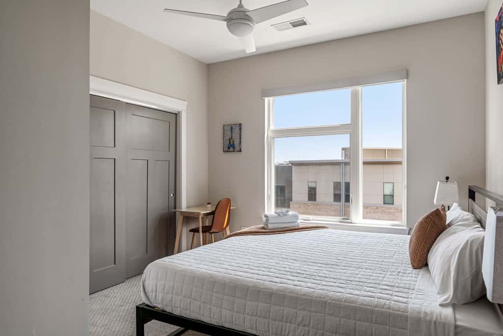 CozySuites - Penrose on Mass w/ pool & parking #5