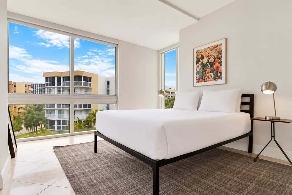 Roami at Sunny Isles | Rooftop Pool | 2 BR