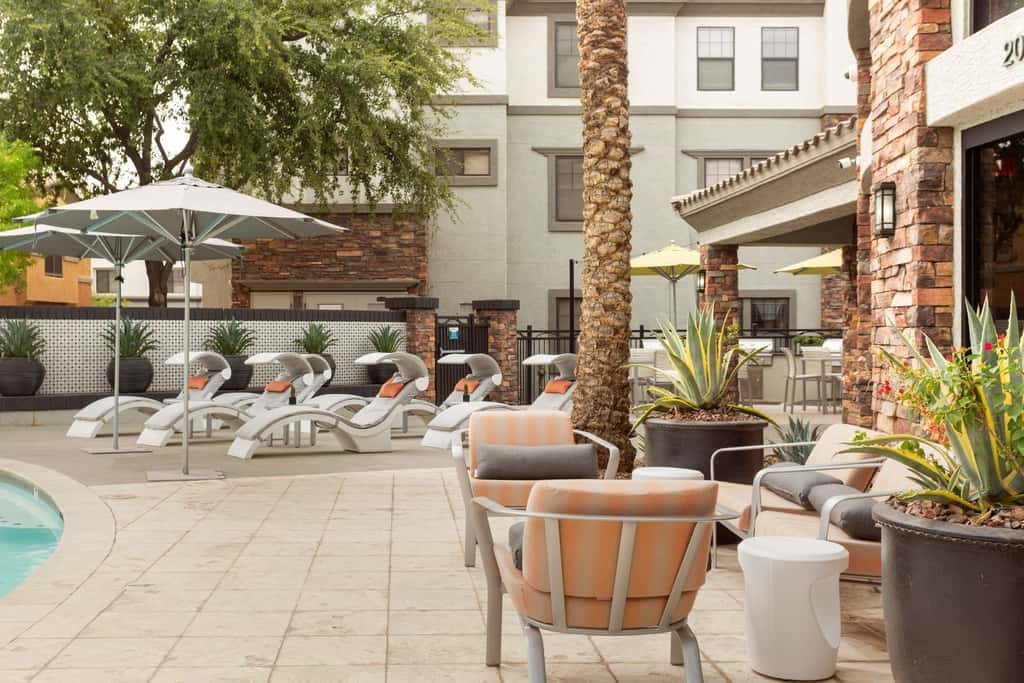 Modern 2BR CozySuites Glendale by stadium w/ pool!