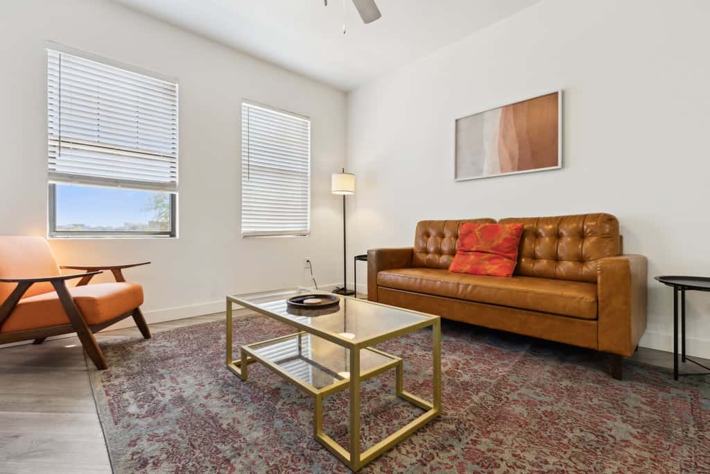 Modern 2BR CozySuites Glendale by stadium w/ pool!