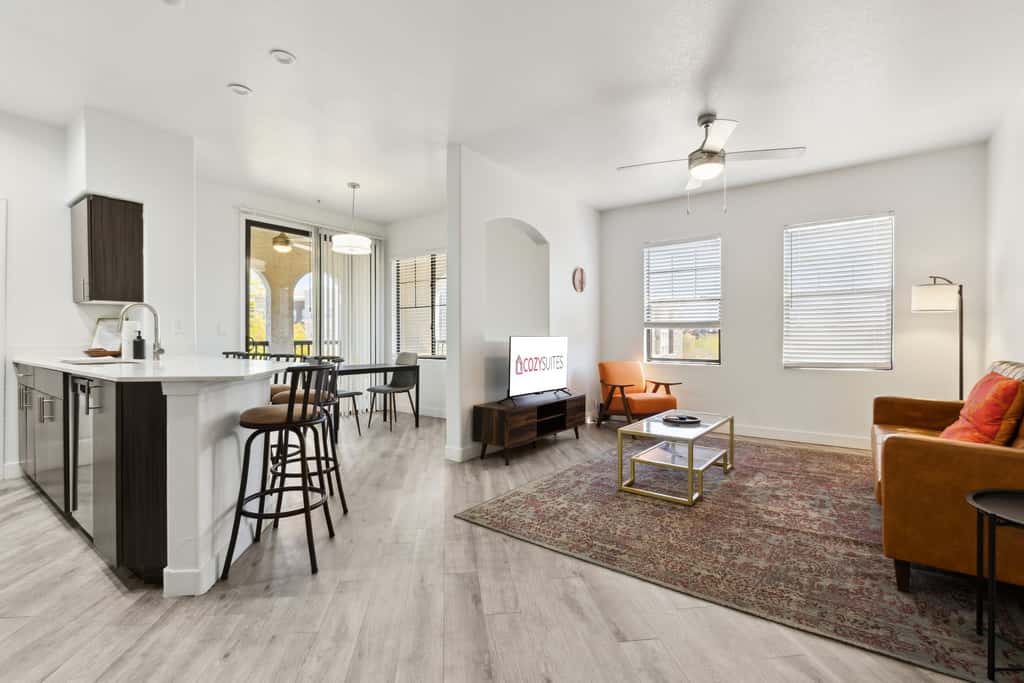 Modern 2BR CozySuites Glendale by stadium w/ pool!