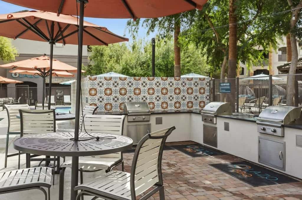 CozySuites Chandler 1BR with 2 Pools + Jacuzzi