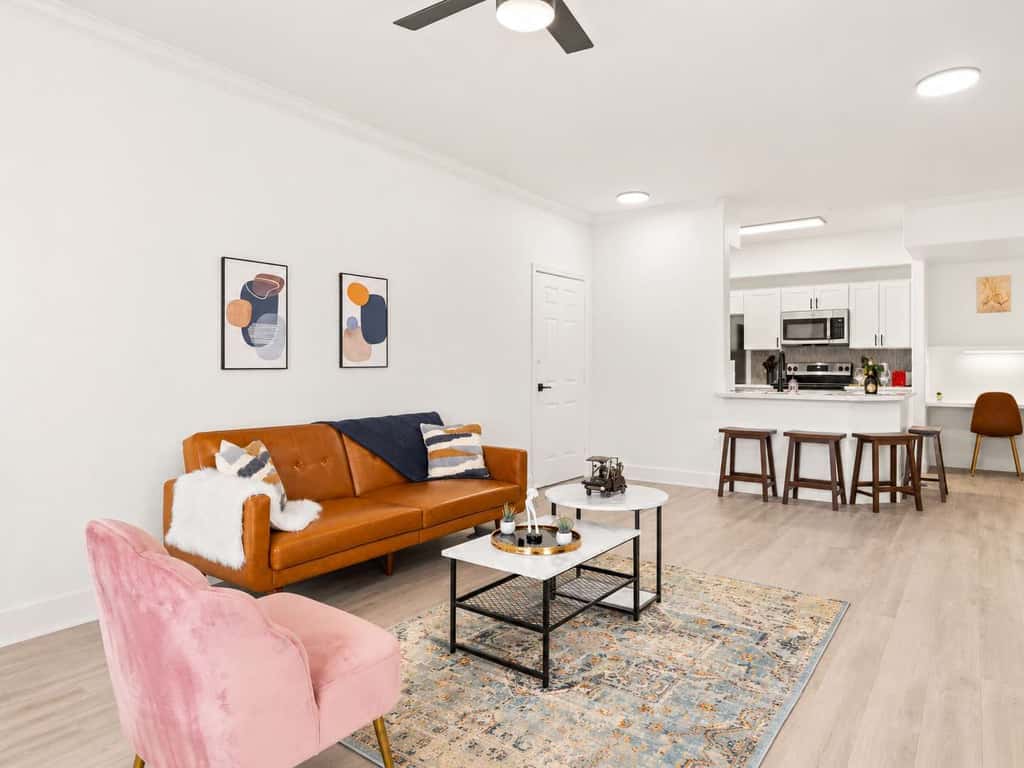 CozySuites Chandler 1BR with 2 Pools + Jacuzzi