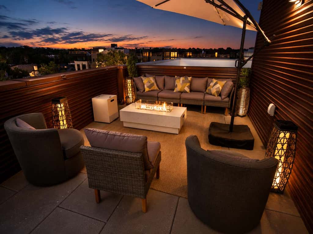 Roami at Studio 135 - Bright and Spacious 2BR