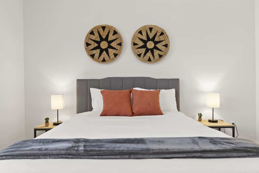 CozySuites Glendale close to the stadium w/ pool!