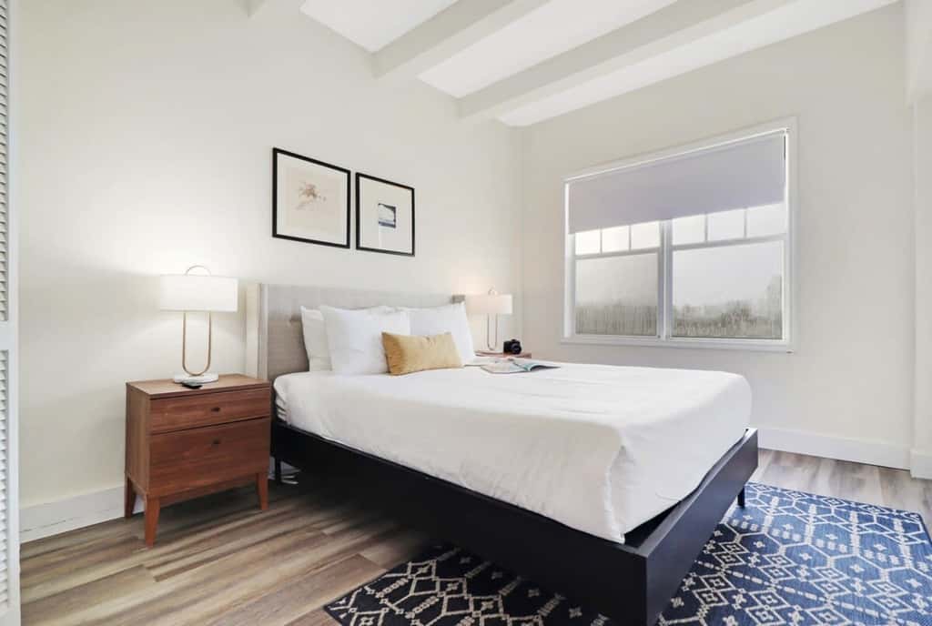 Roami at The Alamac Pool Near the Beach 1BR