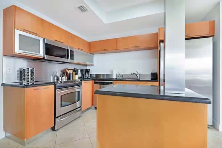 Roami at Sunny Isles | Rooftop Pool | 3 BR