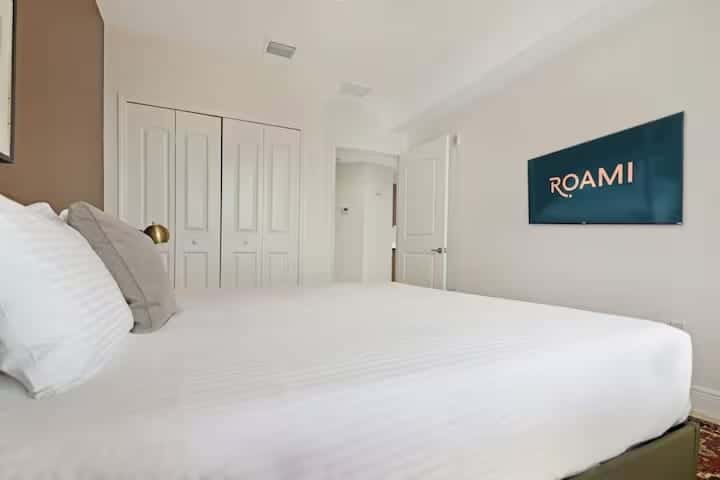 Roami at Sunny Isles | Rooftop Pool | 3 BR