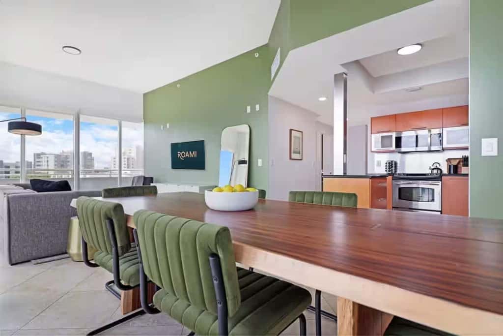 Roami at Sunny Isles | 6BR Combo