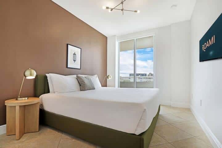 Roami at Sunny Isles | 6BR Combo