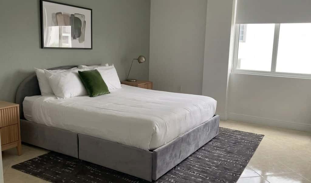 Roami at Sunny Isles | 6BR Combo