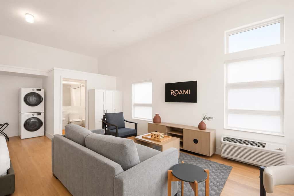 Roami at Studio 135 - Spacious 3 Beds | 2 Units