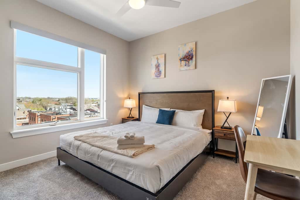 CozySuites - Penrose on Mass w/ pool & parking #4