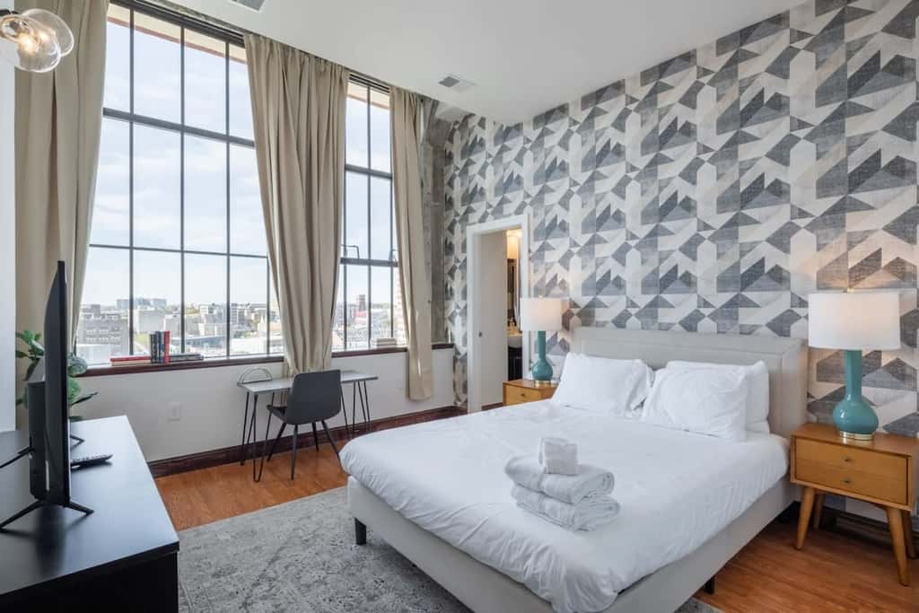 Sosuite | 2BR Penthouse w W/D, Gym, On-Site Bar