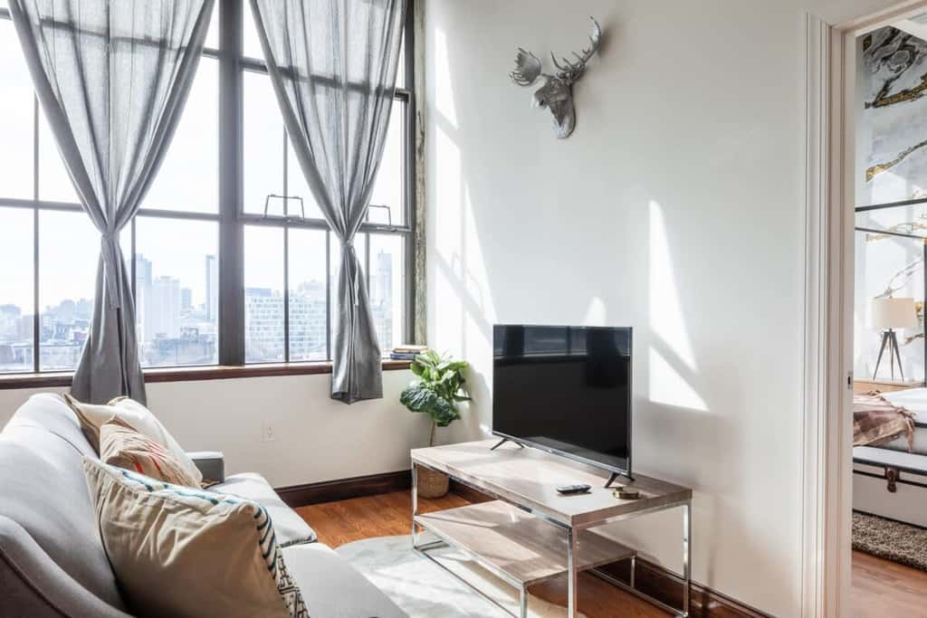 Sosuite | 2BR Penthouse w W/D, Gym, On-Site Bar