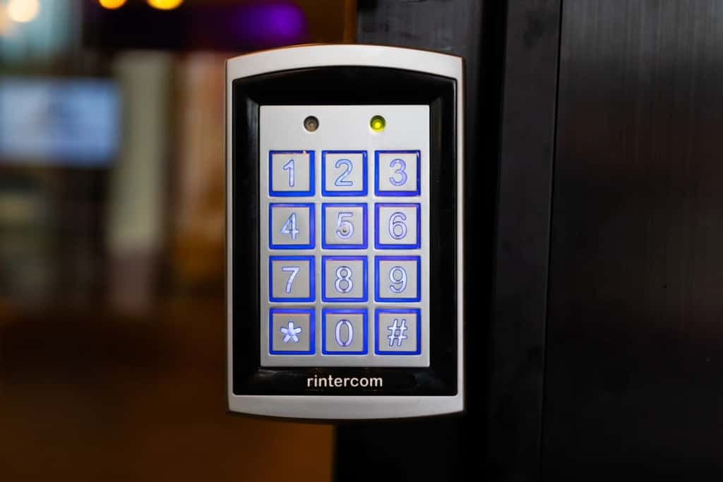 Sosuite | 2BR Penthouse w W/D, Gym, On-Site Bar