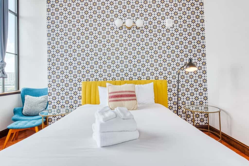 Sosuite | 2BR Penthouse w W/D, Gym, On-Site Bar