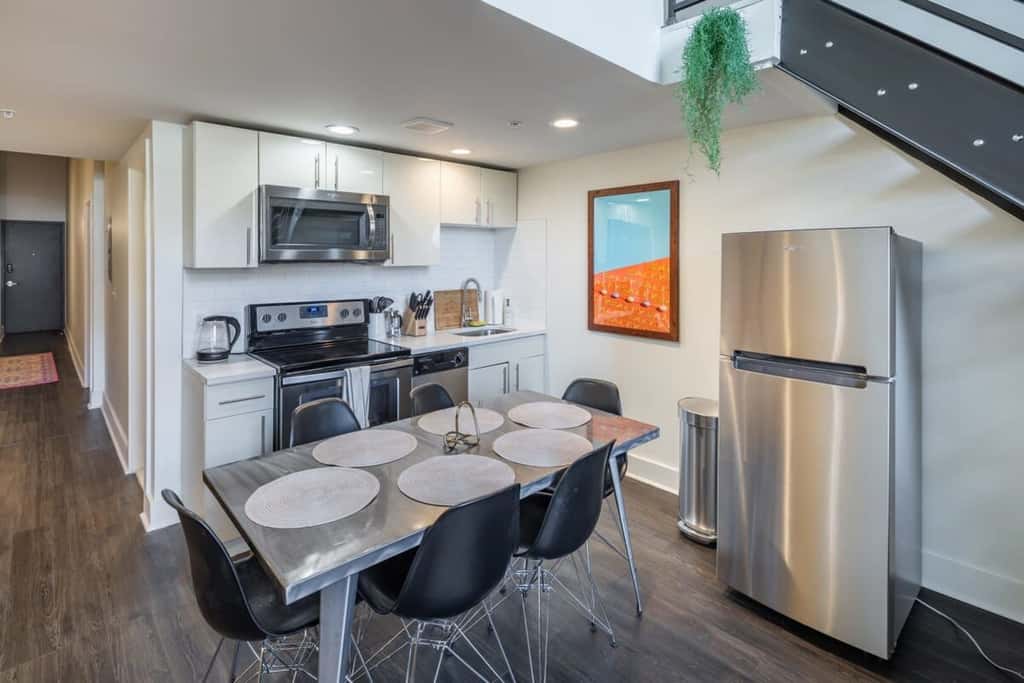 Sosuite | 3BR Loft w Gym, Lounge, Shared Laundry
