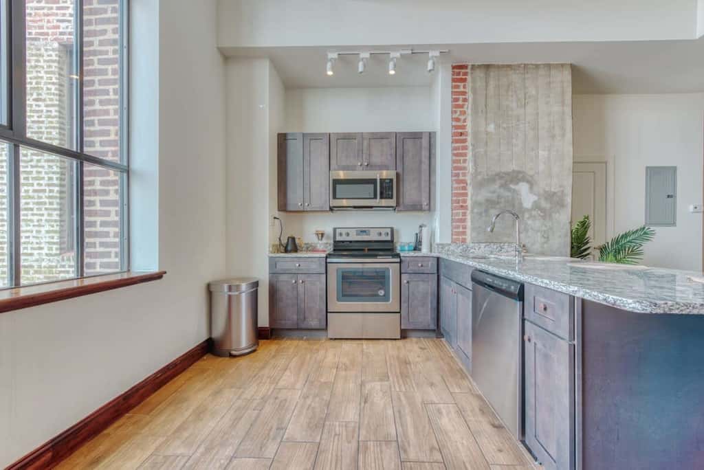 Sosuite | 2BR Penthouse w W/D, Gym, On-Site Bar