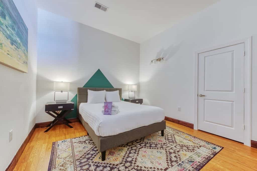 Sosuite | 2BR Penthouse w W/D, Gym, On-Site Bar