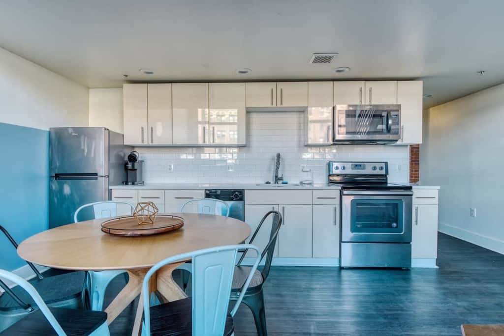 Sosuite | 3BR Loft w Gym, Lounge, Shared Laundry