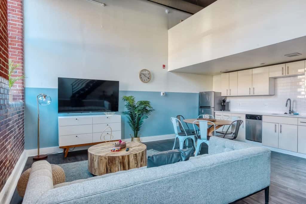 Sosuite | 3BR Loft w Gym, Lounge, Shared Laundry