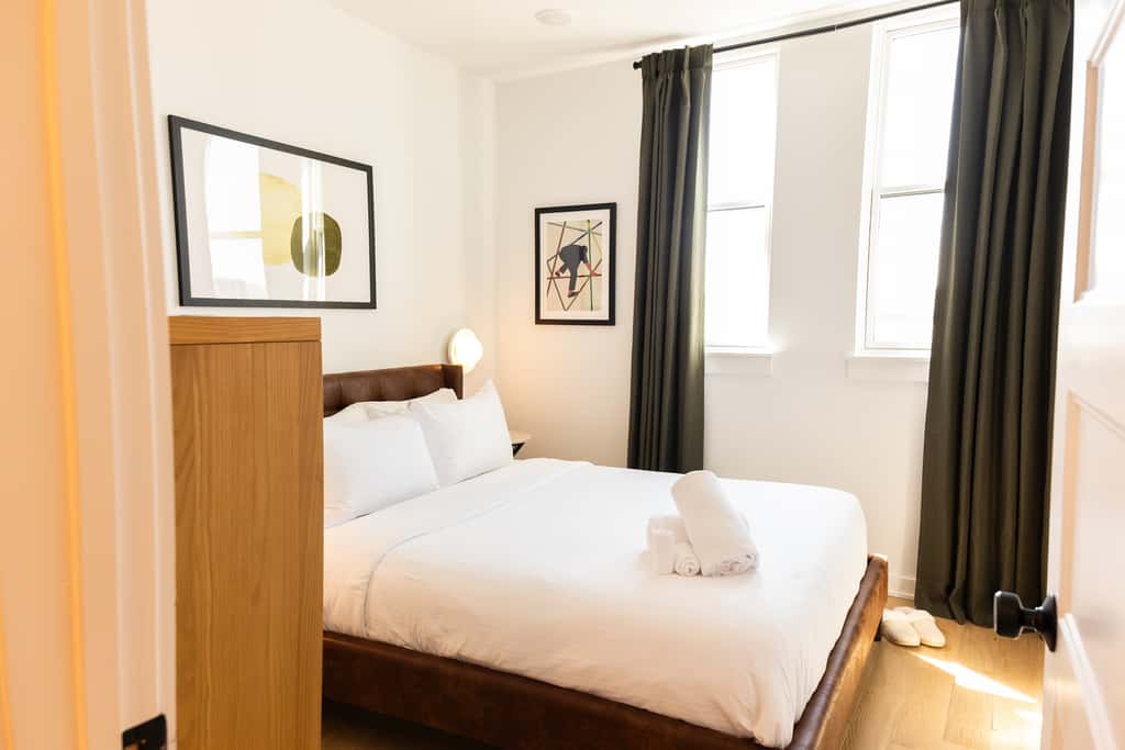 Sosuite | 2BR Apt w W/D, Split Level