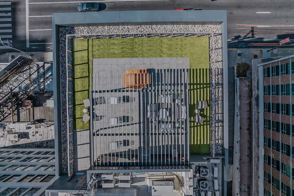 Sosuite | 1BR Apt w Roof Deck, Gym, Laundry