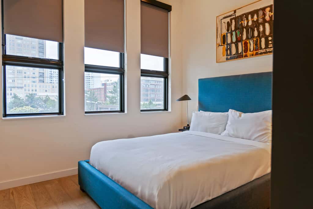 Sosuite | 1BR Apt w Roof Deck, Gym, Laundry