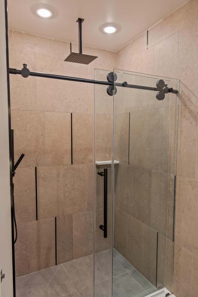 Sosuite | 1BR Apt w Roof Deck, Gym, Laundry