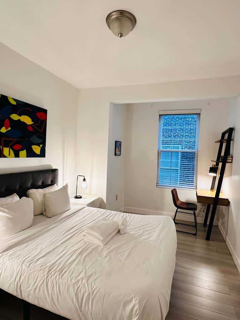Sosuite | Arcade 2BR Apt w/ W/D