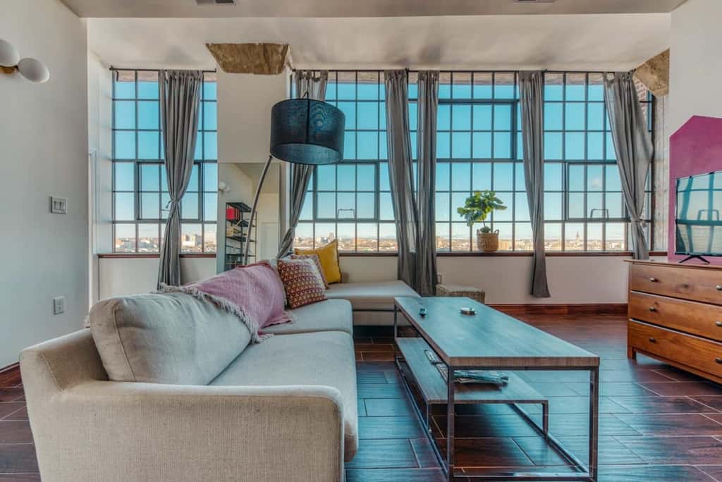 Sosuite | 2BR Penthouse w Balcony, W/D, Gym